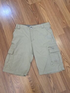 REI Cargo Shorts Youth Boys Medium 10/12 Khaki Nylon Outdoor Hiking Pockets